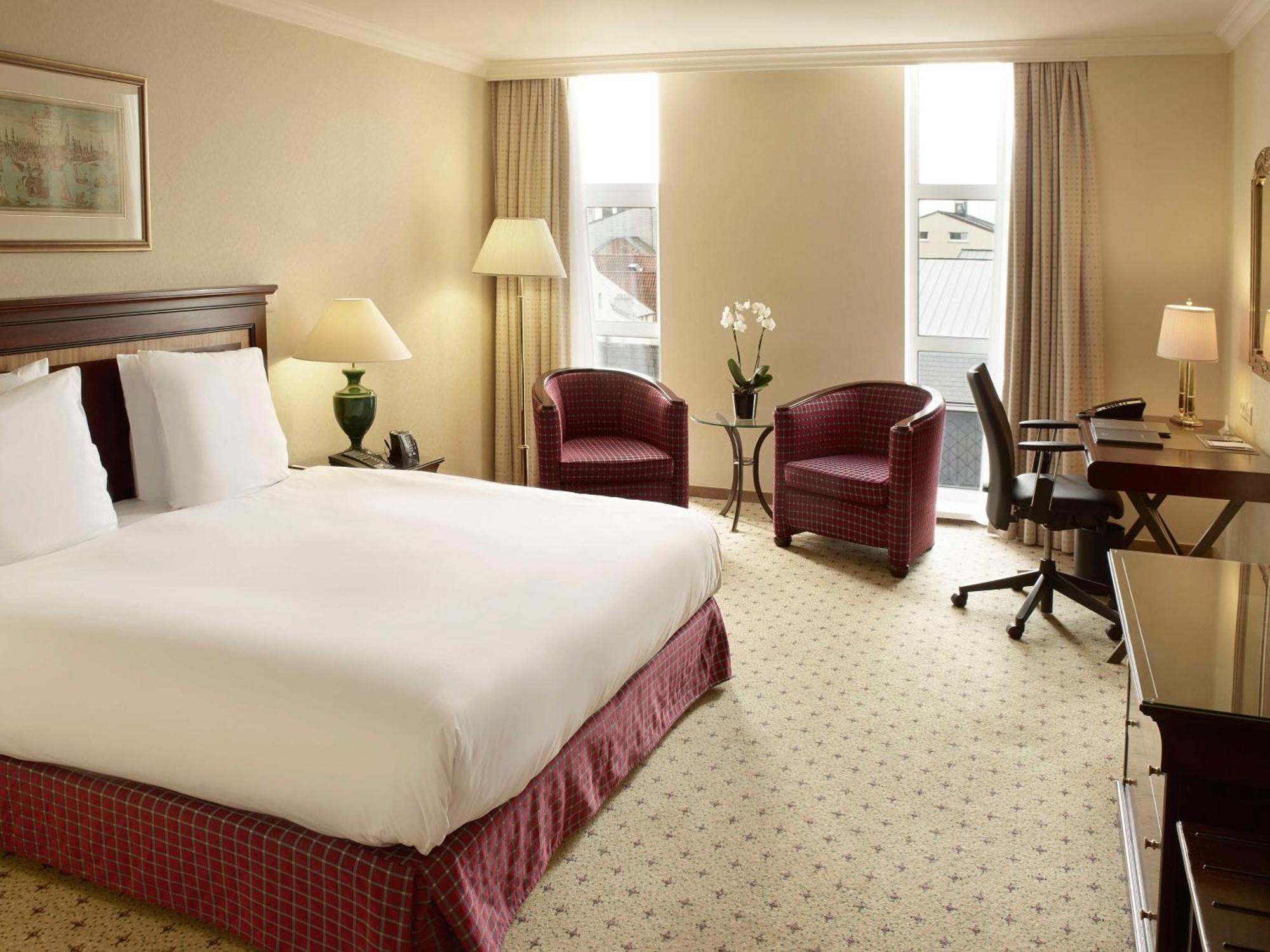 Hilton Old Town Hotel